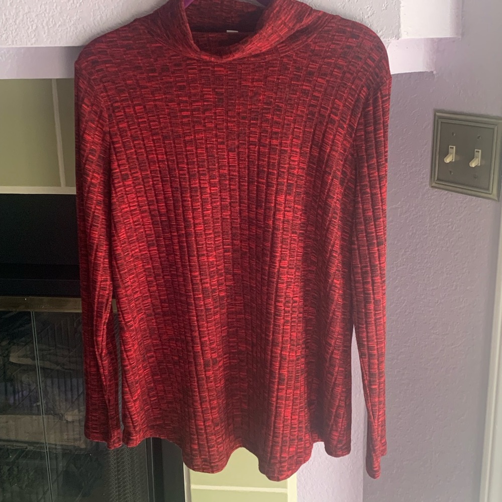 Croft&Barrow turtleneck top (LARGE)❤️🖤